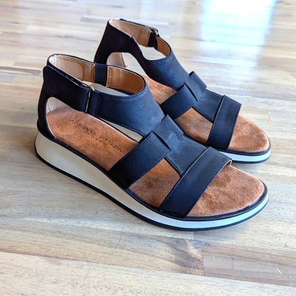 Adrienne Vittadini Shoes - Adrienne Vittadini‎ Marabelle Sandals Sz 6